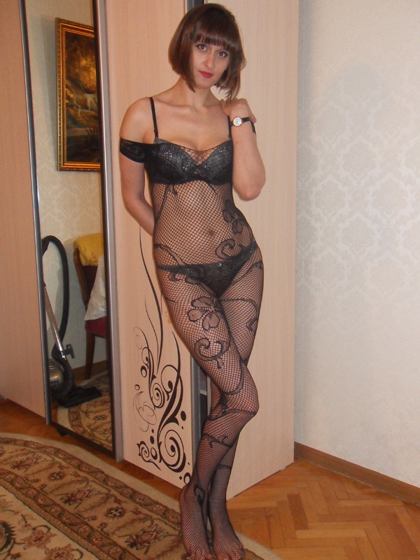 Хариса, 27